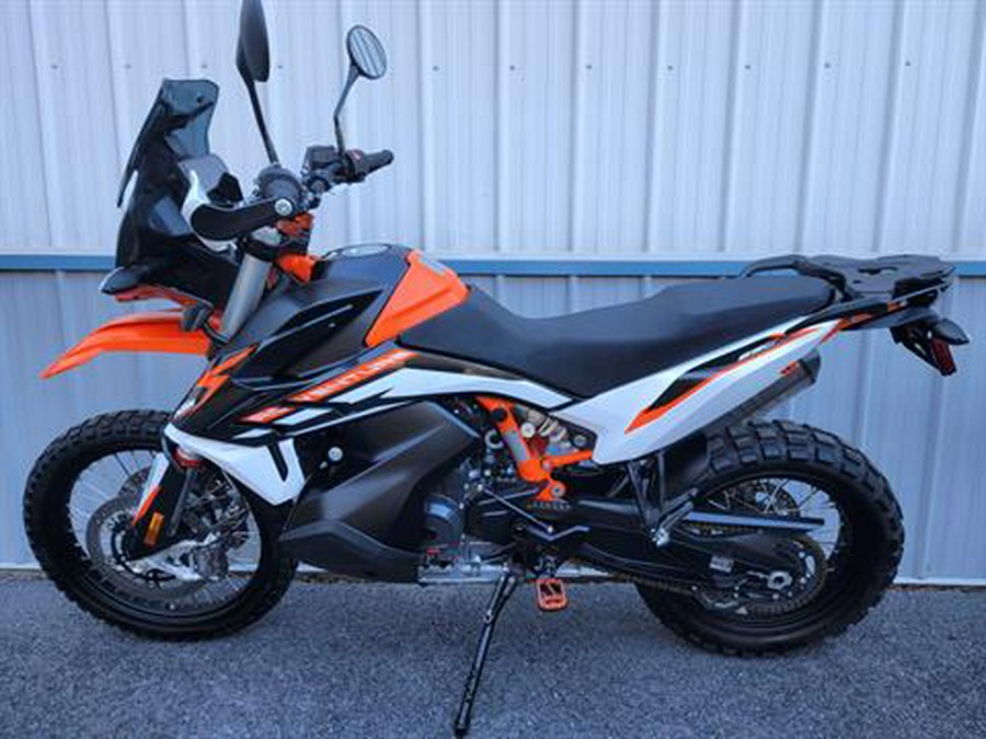 2022 KTM 890 Adventure R