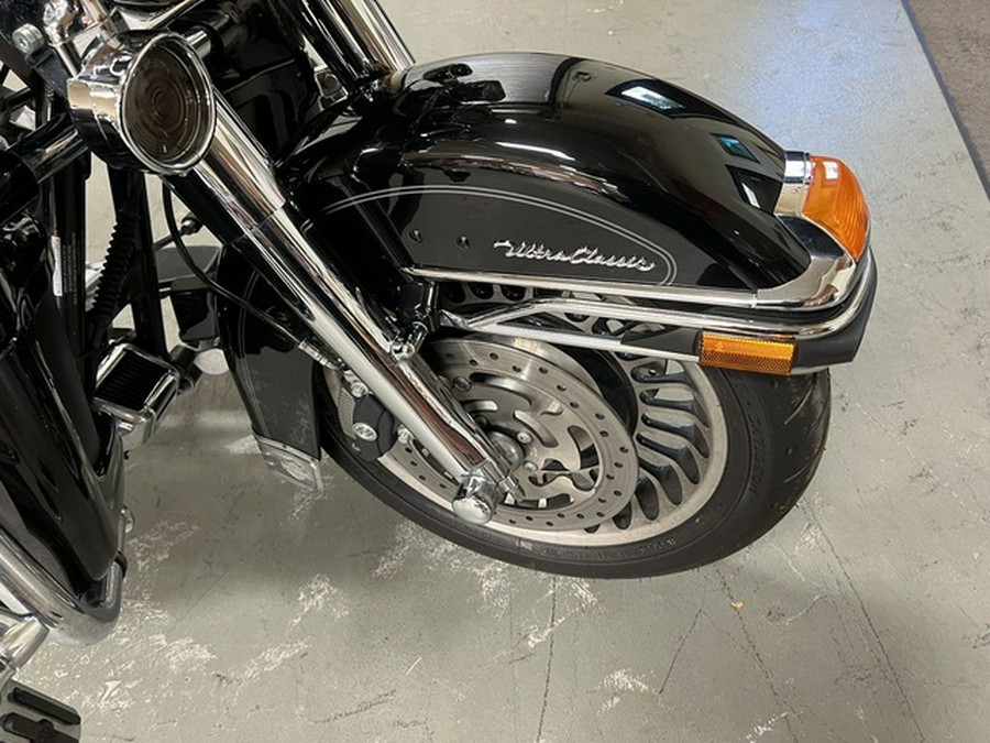 2010 Harley-Davidson FLHTCU - Ultra Classic Electra Glide