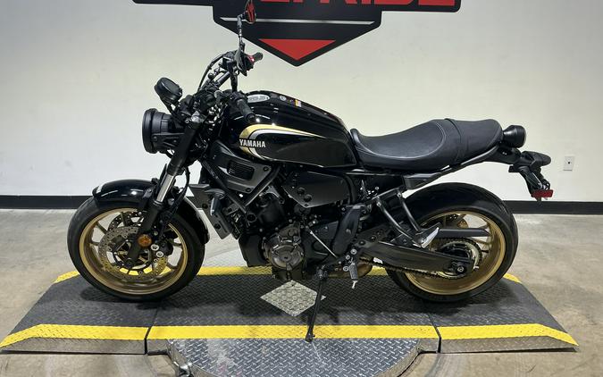 2022 Yamaha XSR700