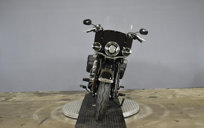 2025 Harley-Davidson Heritage Classic FLHC