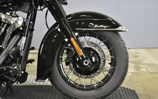 2025 Harley-Davidson Heritage Classic FLHC
