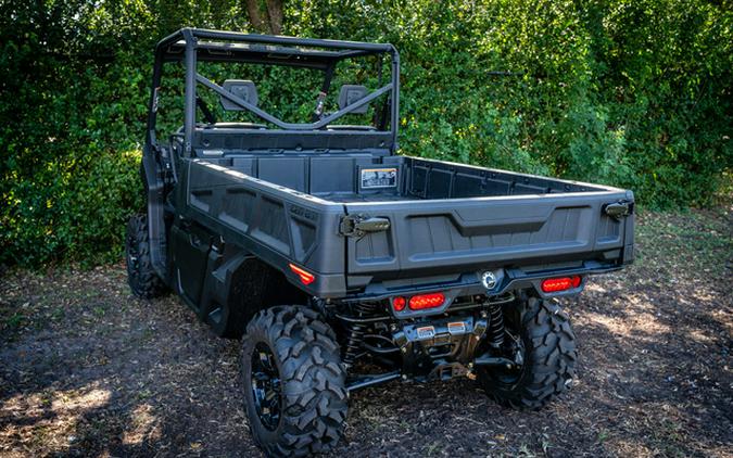 2023 Can-Am Defender PRO DPS