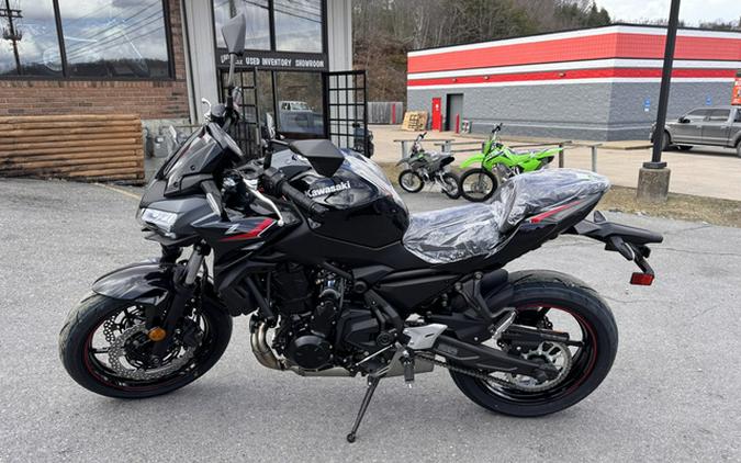 2025 Kawasaki Z650 Base