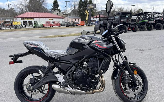 2025 Kawasaki Z650 Base
