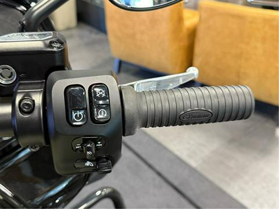 2025 Indian Motorcycle Challenger® Dark Horse® 112 with PowerBand Audio Package