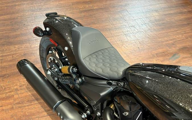 2026 Indian Motorcycle® 101 Scout® Black Crystal with Super Graphite