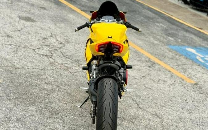 2023 Ducati Panigale V2