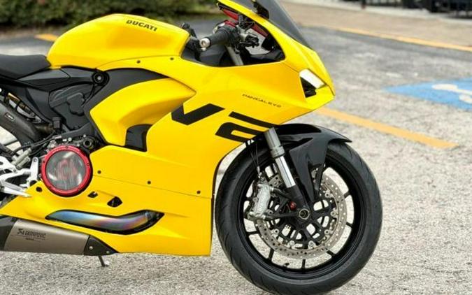 2023 Ducati Panigale V2