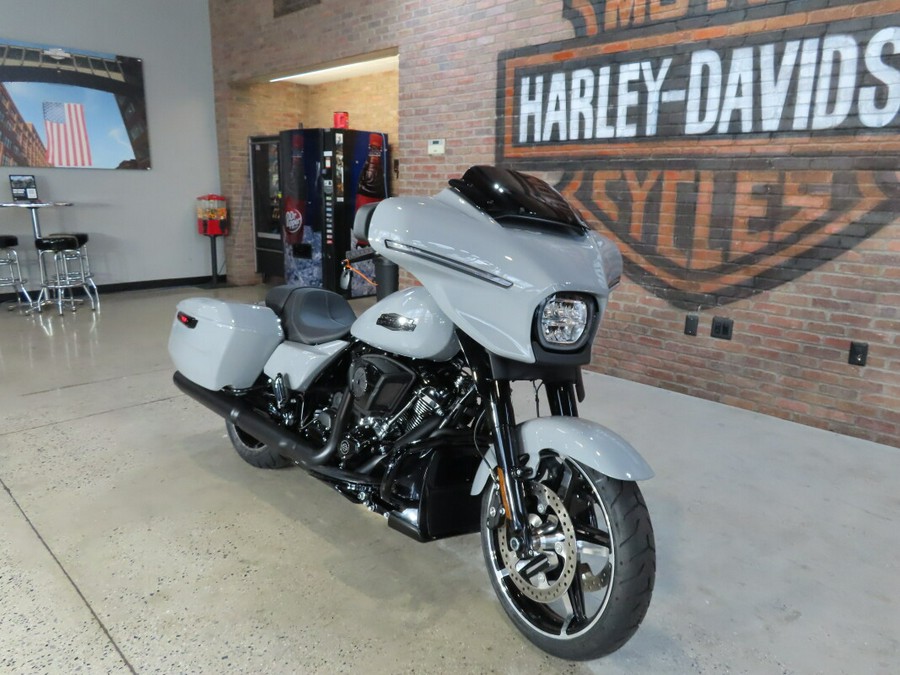 2025 Harley-Davidson® FLHX Street Glide®