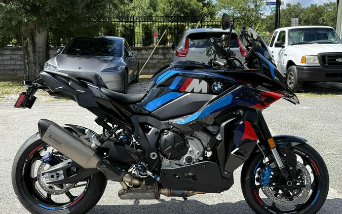 2026 BMW M 1000 XR