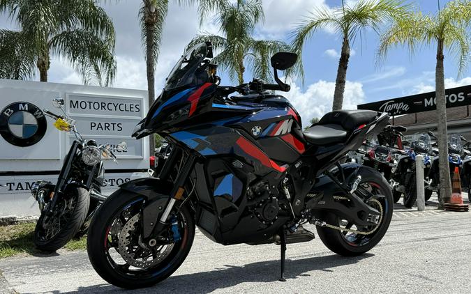 2026 BMW M 1000 XR