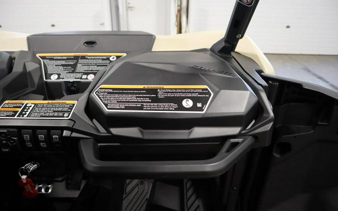 2024 Can-Am® Commander XT-P 1000R