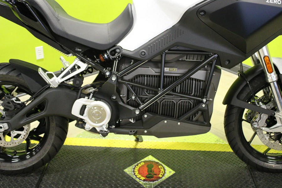 2023 Zero™ Motorcycles DSR/X ZF17.3