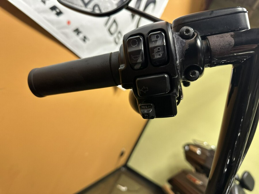 FLSTFBS 2016 Fat Boy® S