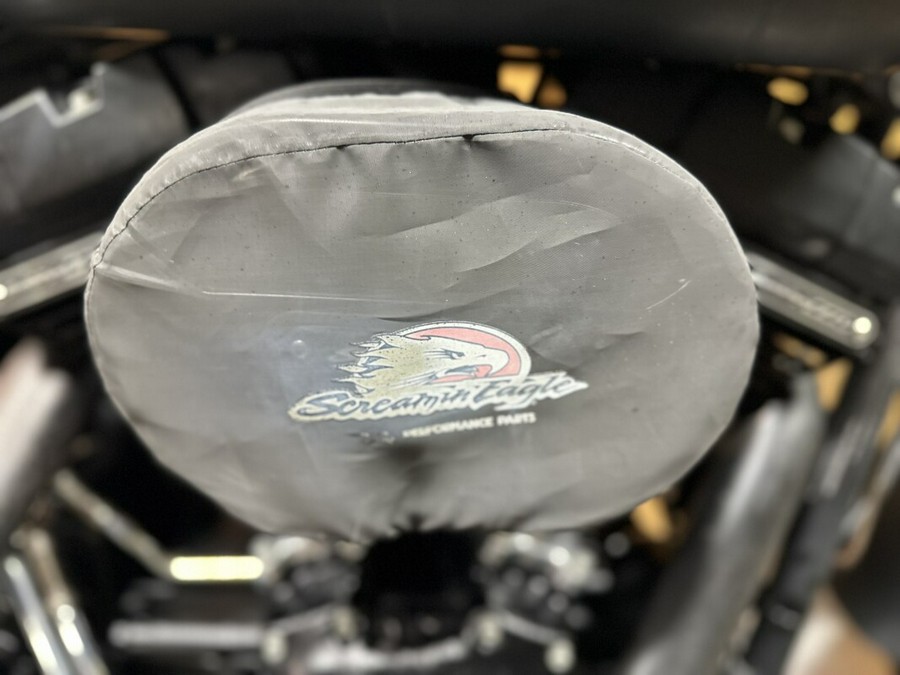 FLSTFBS 2016 Fat Boy® S