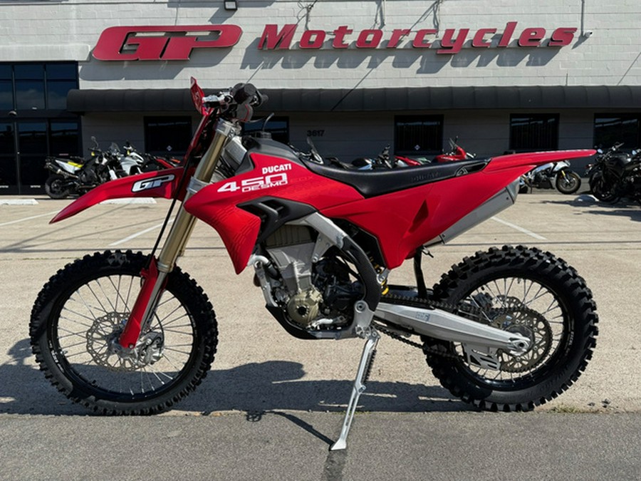 2026 Ducati Desmo450 EDX