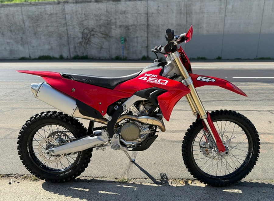 2026 Ducati Desmo450 EDX