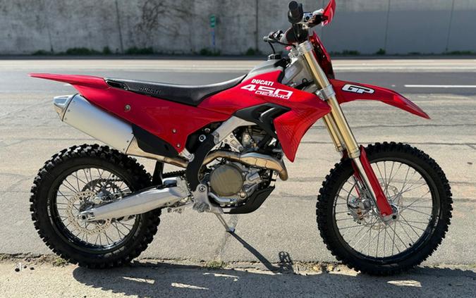 2026 Ducati Desmo450 EDX