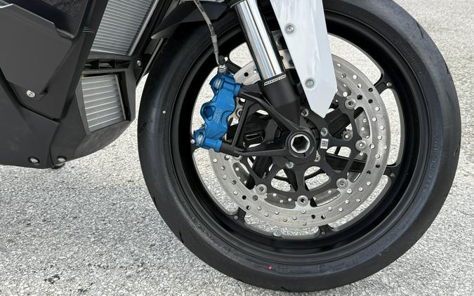 2026 BMW M 1000 XR