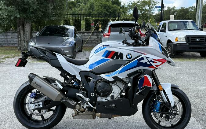 2026 BMW M 1000 XR