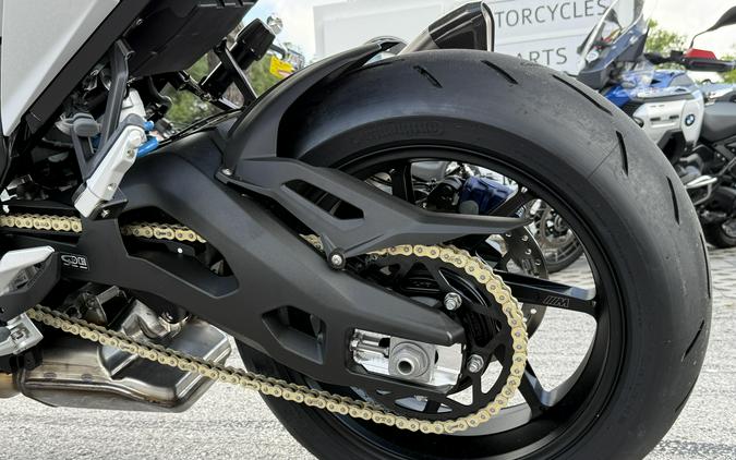 2026 BMW M 1000 XR
