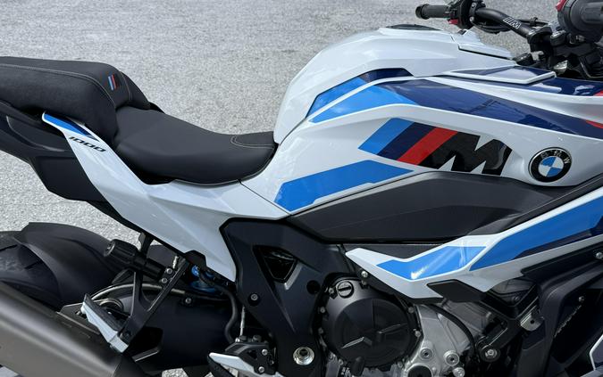 2026 BMW M 1000 XR