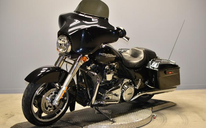 2013 Harley-Davidson Street Glide FLHX