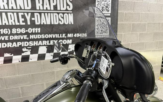 2022 Harley-Davidson® FLHTCUTG - Tri Glide® Ultra