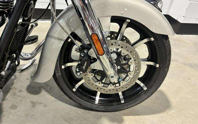 2022 Indian Motorcycle Chieftain® Limited Silver Quartz Metallic