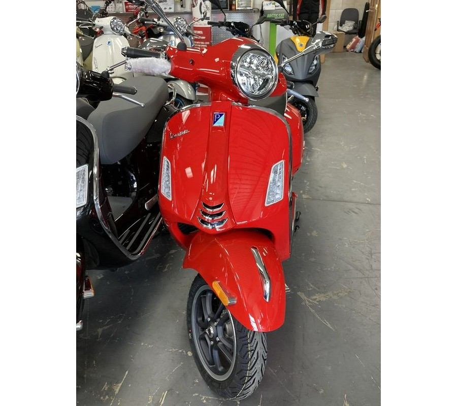 2023 Vespa GTS Super 300