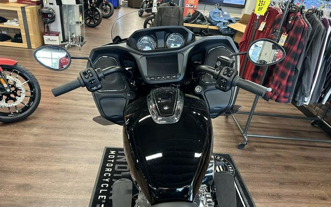 2023 Indian Motorcycle® Challenger® Black Metallic