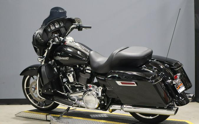 2023 Harley-Davidson Street Glide