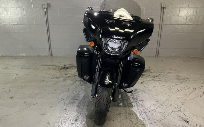 2025 Indian Roadmaster PowerPlus Limited w/PowerBand Audio Black Metallic