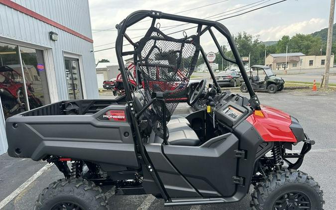 2026 Honda Pioneer 700 Deluxe