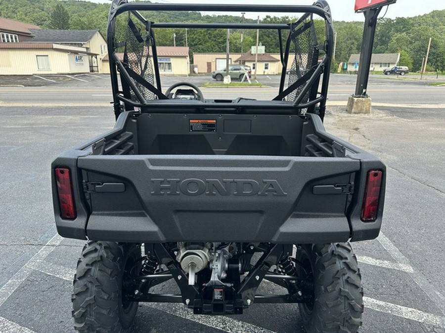 2026 Honda Pioneer 700 Deluxe