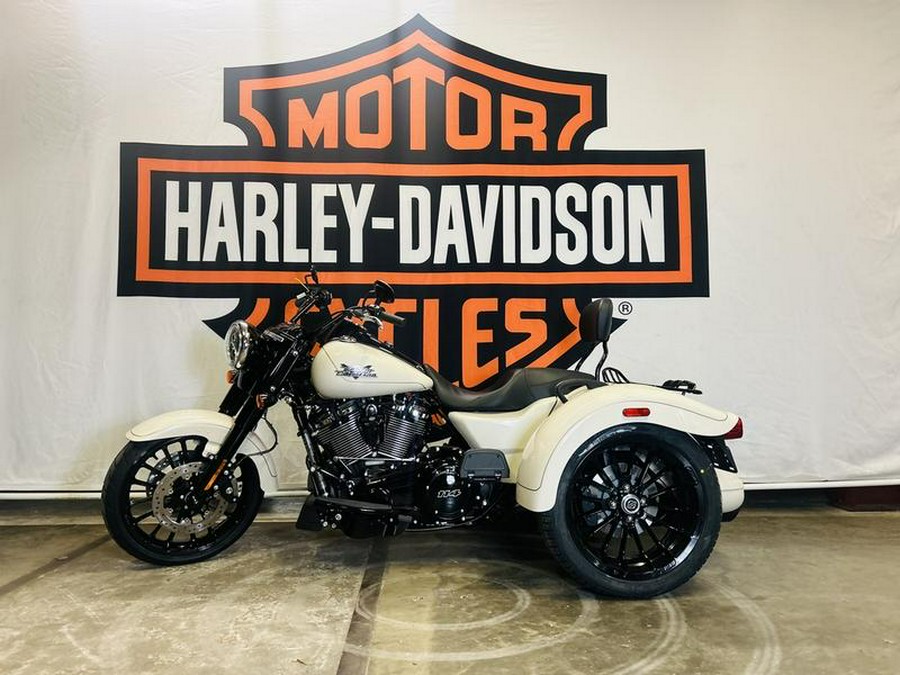 2023 Harley-Davidson® FLRT - Freewheeler®