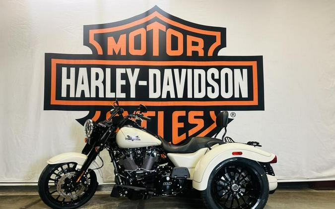 2023 Harley-Davidson® FLRT - Freewheeler®