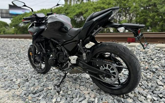 2020 Kawasaki Z650 ABS Metallic Black/Metallic Flat Spark Black