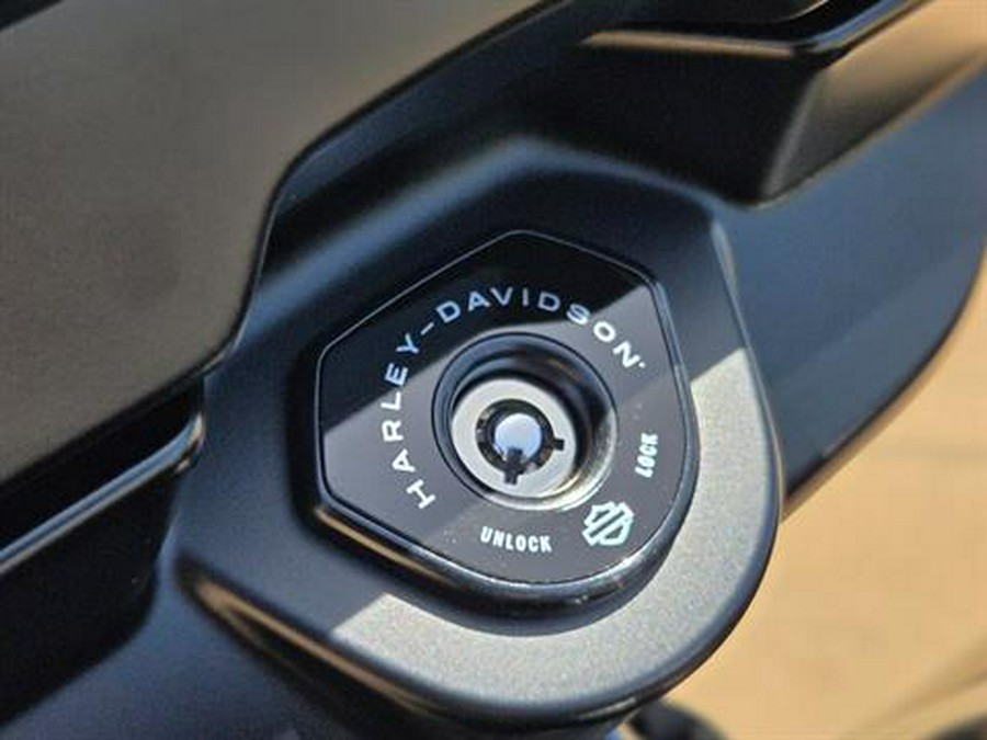 2025 Harley-Davidson Street Glide®