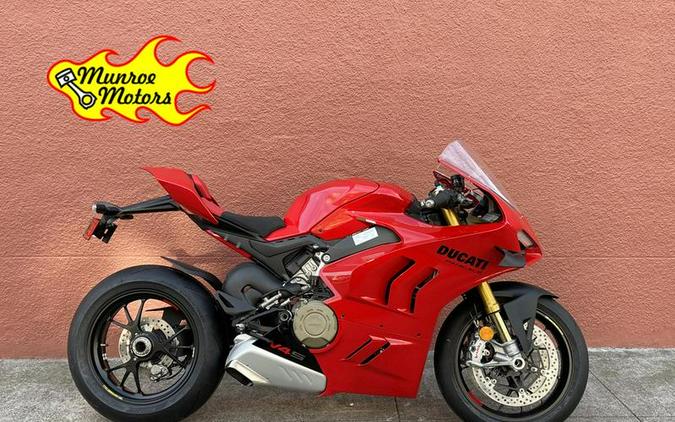 2024 Ducati Panigale V4 S Red