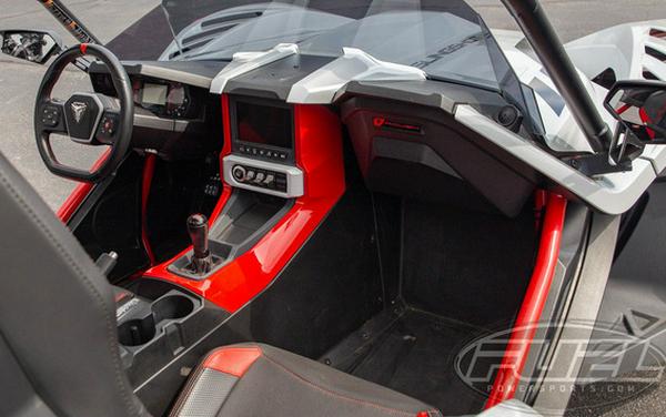 2023 Polaris Slingshot SLINGSHOT ROUSH Edition Manual