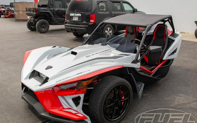 2023 Polaris Slingshot SLINGSHOT ROUSH Edition Manual