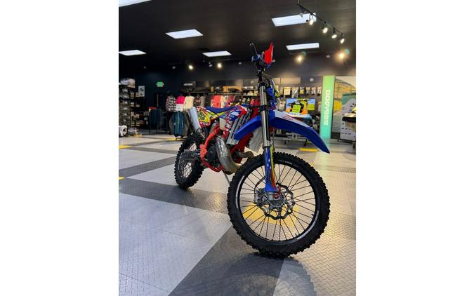 2024 BETA 300RR RACE - Beta Motorcycles