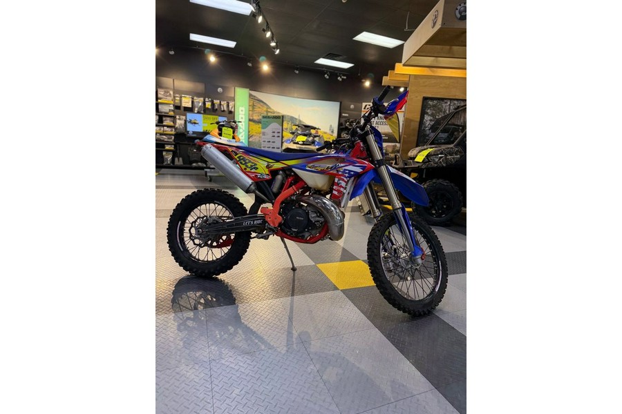 2024 BETA 300RR RACE - Beta Motorcycles