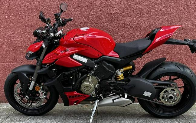 2024 Ducati Streetfighter V4 Red