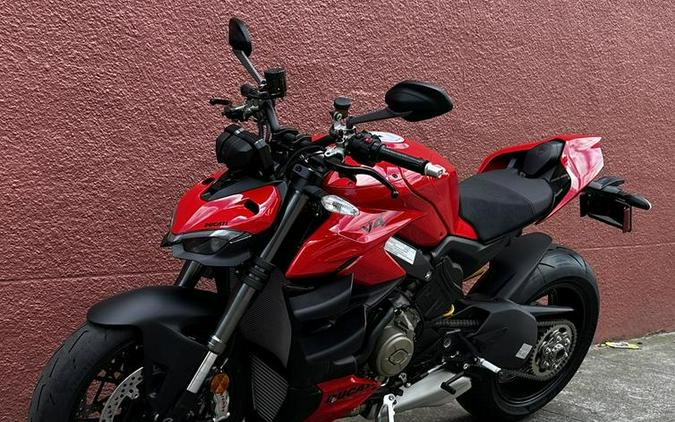 2024 Ducati Streetfighter V4 Red