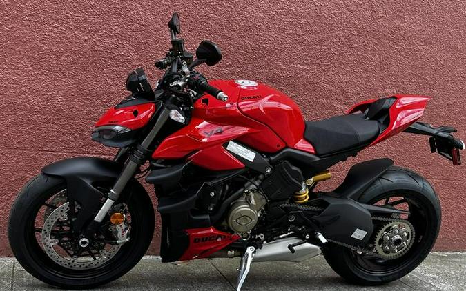 2024 Ducati Streetfighter V4 Red