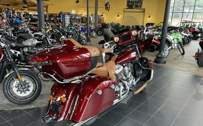 2018 Indian Motorcycle® Roadmaster® ABS Burgundy Metallic