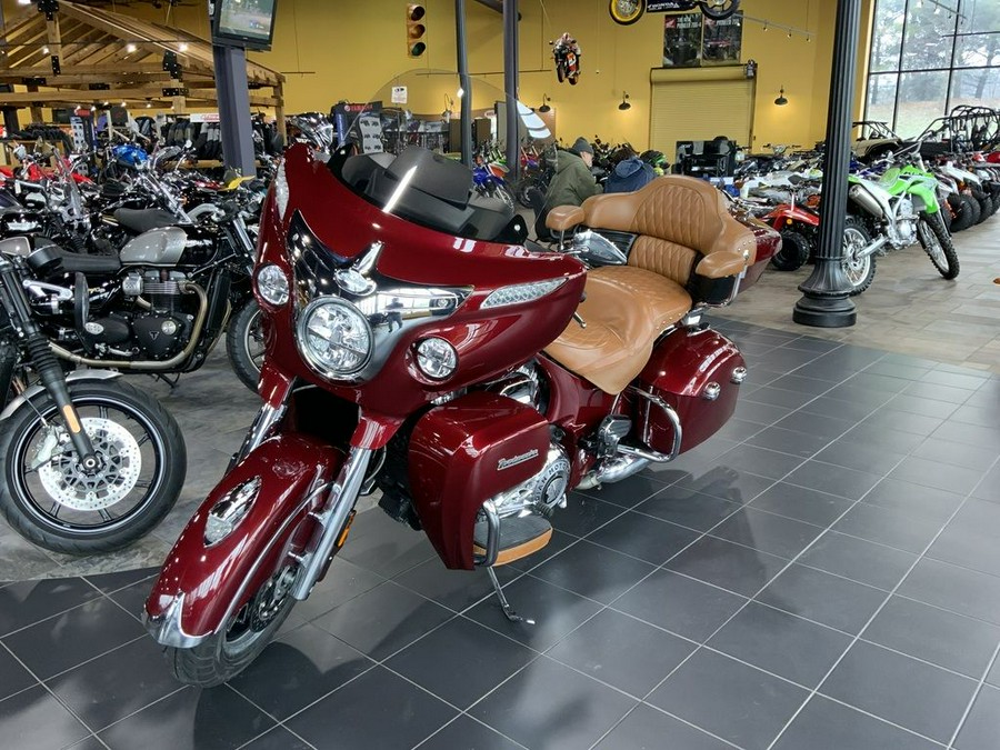 2018 Indian Motorcycle® Roadmaster® ABS Burgundy Metallic