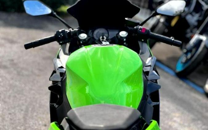 2023 Kawasaki Ninja 400 ABS KRT Edition